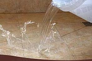 清水河漏水维修 免砸砖防水材料该如何施工